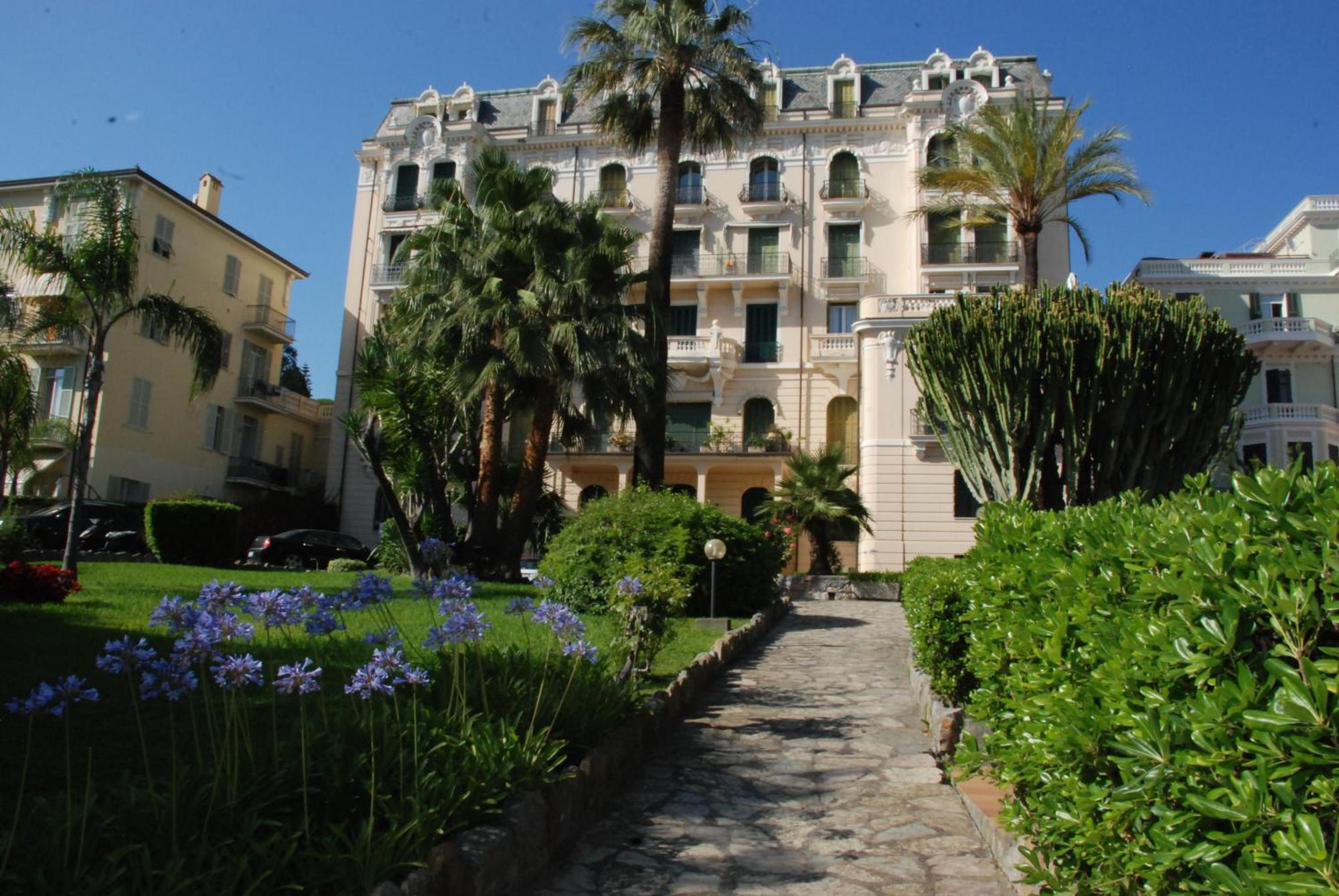 Giardino Del Mare Apartment Bordighera Luaran gambar